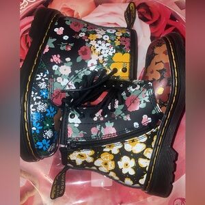 Flower Print Dr Martens